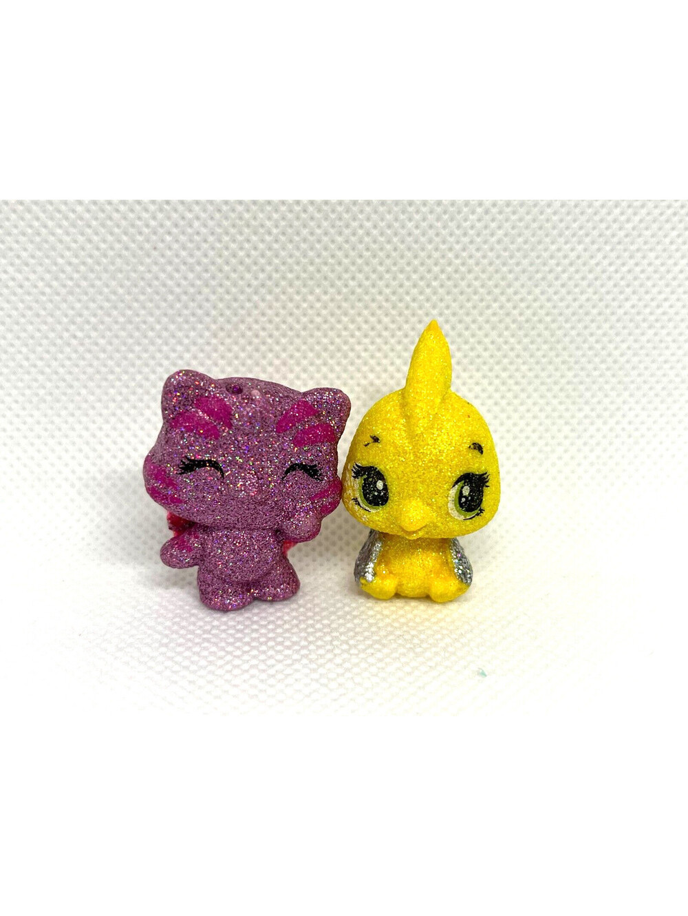 Lot of 2 Glittery Sparkles Hatchimals Figures